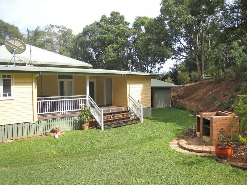 Lake Eacham QLD 4884