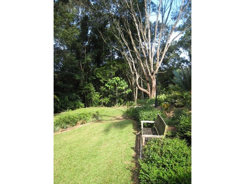 Lake Eacham QLD 4884