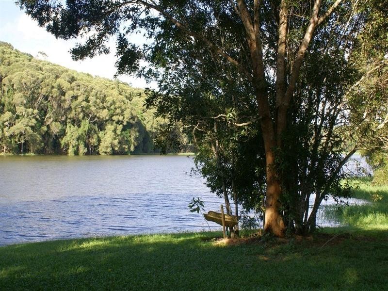 33 Halbert Close, Tinaroo QLD 4872