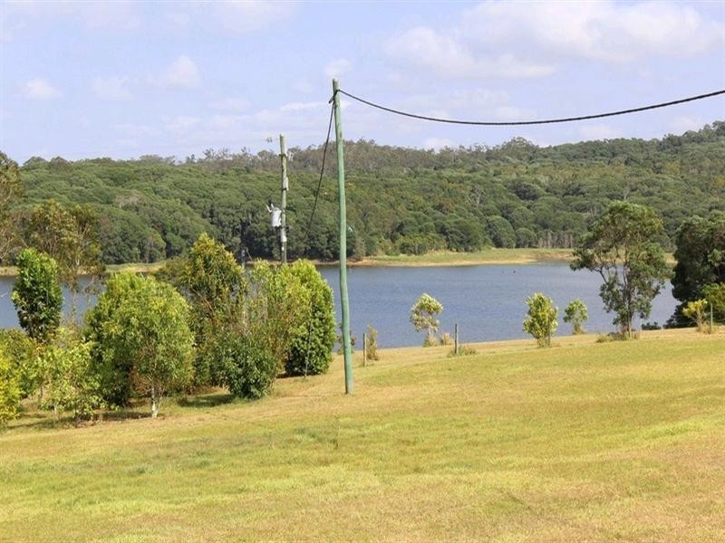 33 Halbert Close, Tinaroo QLD 4872