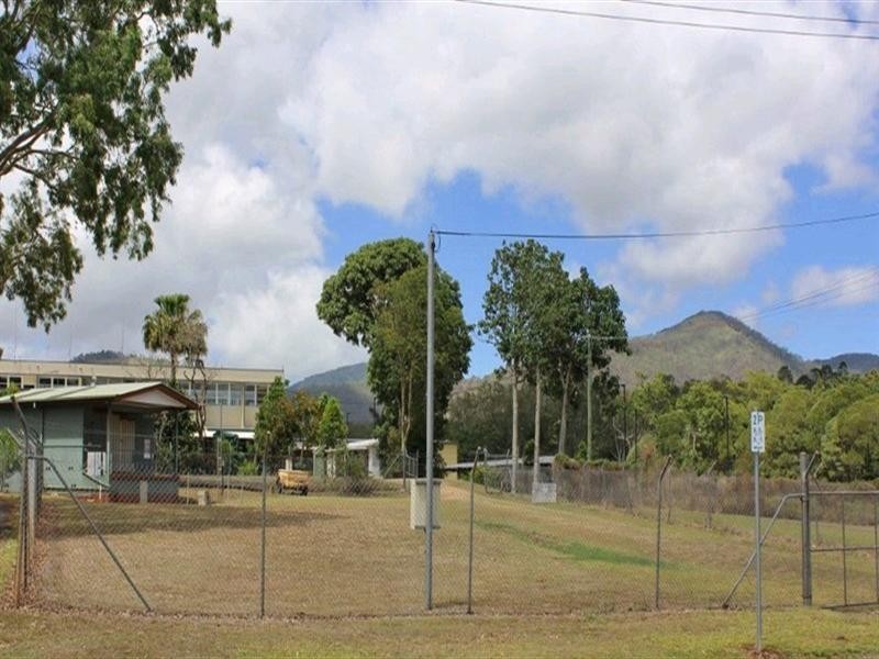 1 Vernon Street, Atherton QLD 4883