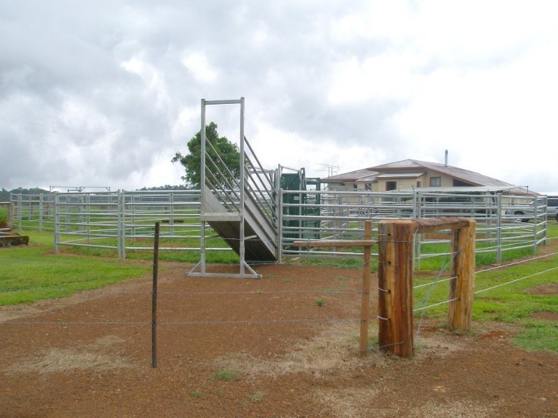 Topaz QLD 4885