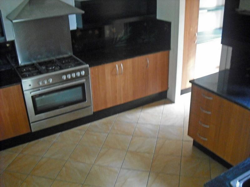 217 Winfield Road, Lake Eacham QLD 4884