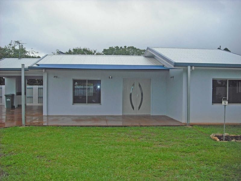 2/9 Elizabeth Street, Atherton QLD 4883