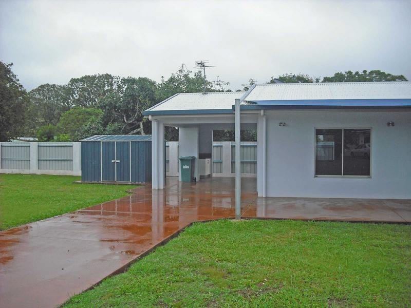 2/9 Elizabeth Street, Atherton QLD 4883