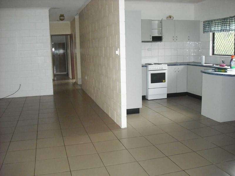 6 Hillview Circuit, Atherton QLD 4883