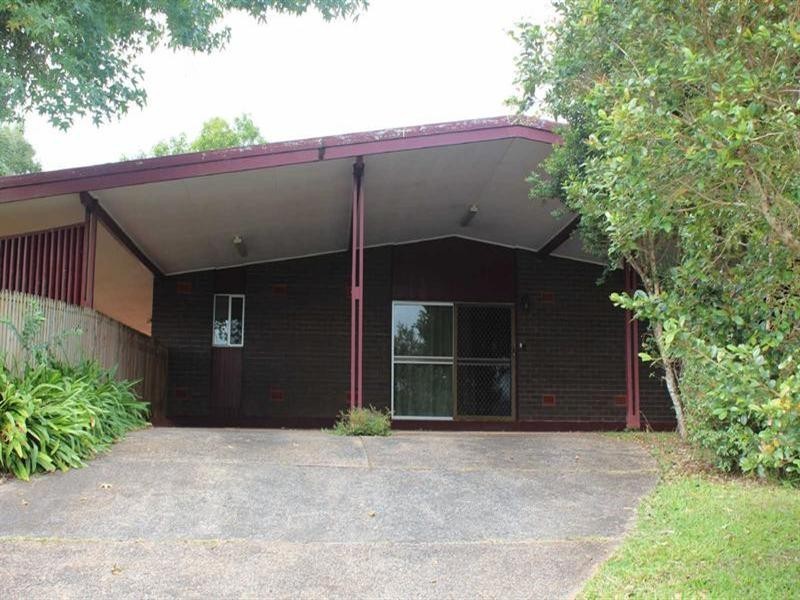 16 Sixth Avenue, Atherton QLD 4883