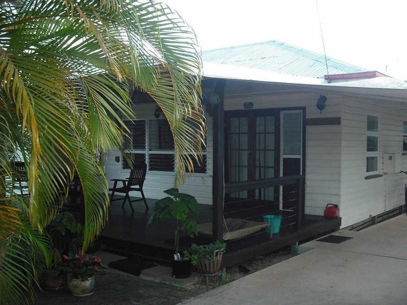 11 Church Street, Tinaroo QLD 4872