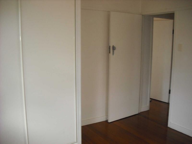 11 Church Street, Tinaroo QLD 4872