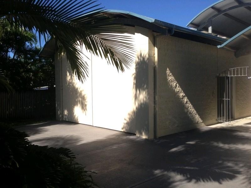 25 Rebecca Jane Parade, Kurrimine Beach QLD 4871