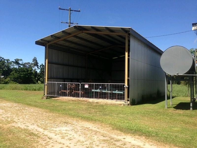 674 Syndicate Road, Mossman QLD 4873