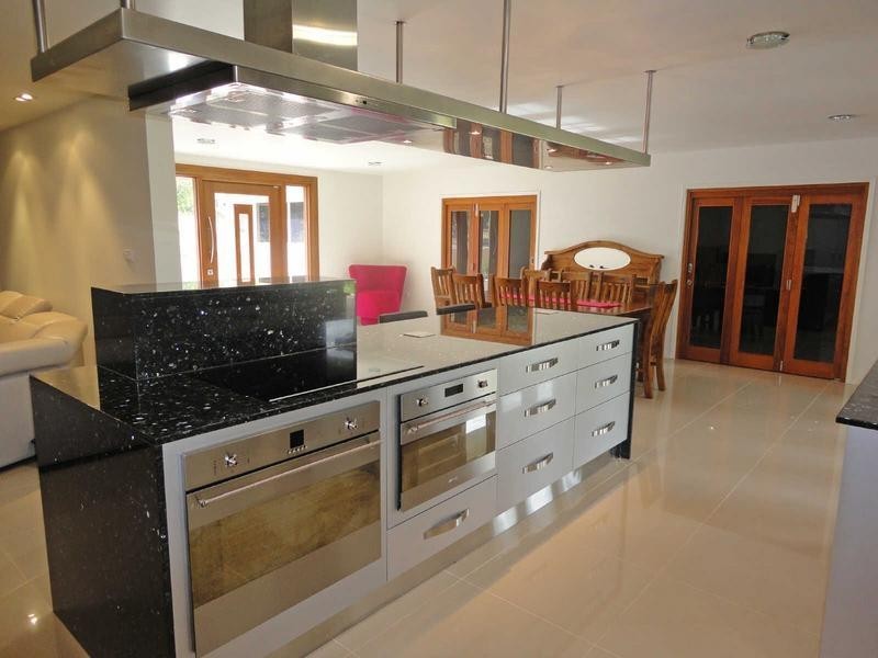 4 Clearview Close, Atherton QLD 4883