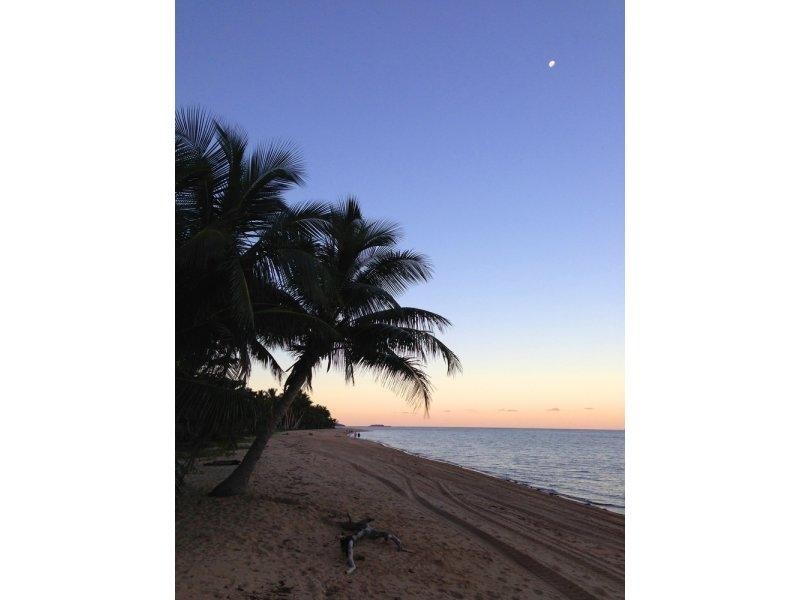 25 Rebecca Jane Parade, Kurrimine Beach QLD 4871