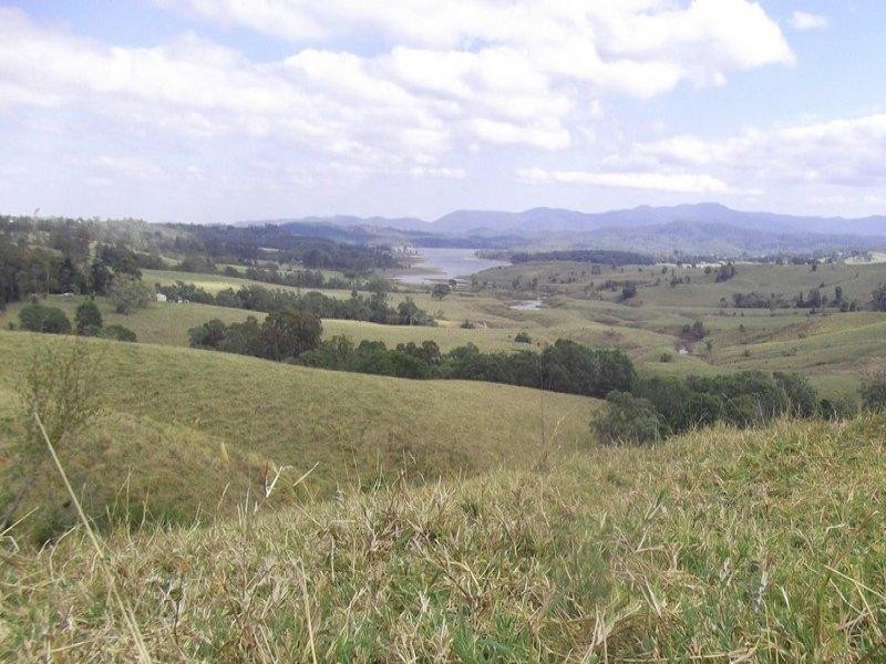 Lake Eacham QLD 4884