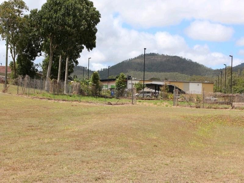 1 Railway Lane, Atherton QLD 4883