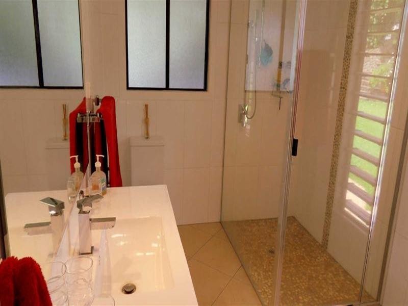 2 Esplande Drive, Yungaburra QLD 4884