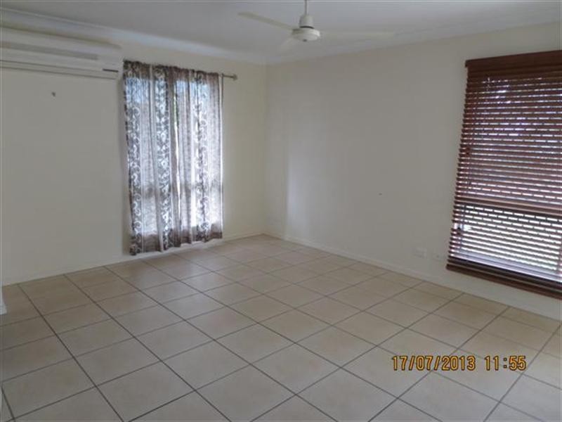 Bentley Park QLD 4869