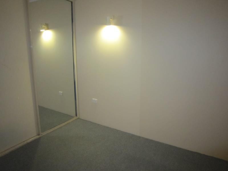 5/18 Rose Street, Westcourt QLD 4870