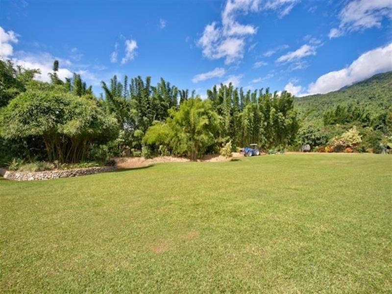Lot 69251 Bruce Highway, Fishery Falls QLD 4871
