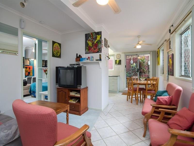 27/87 Macilwraith Street, Manoora QLD 4870