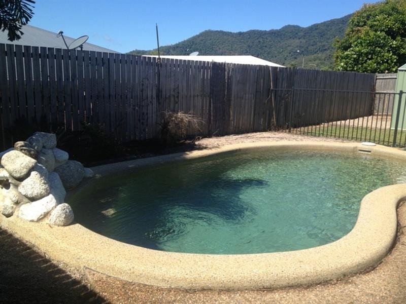 Bentley Park QLD 4869