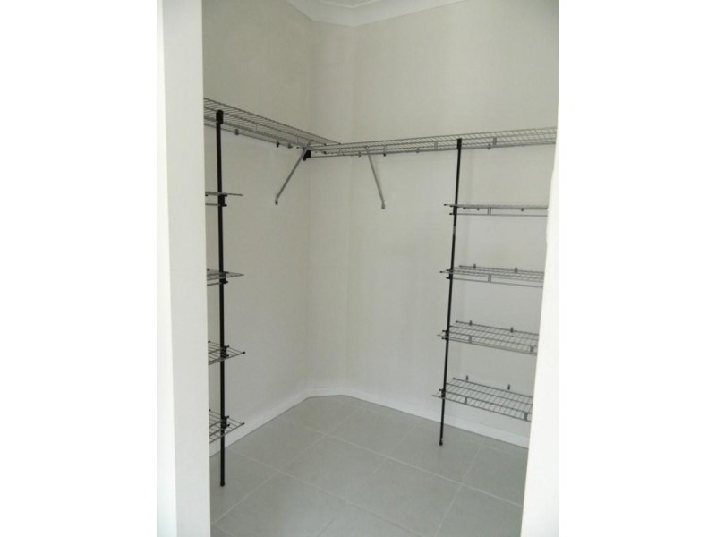 Bentley Park QLD 4869