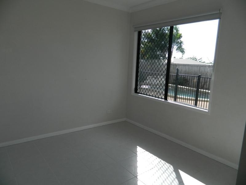 Bentley Park QLD 4869