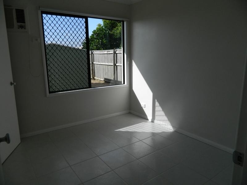 Bentley Park QLD 4869