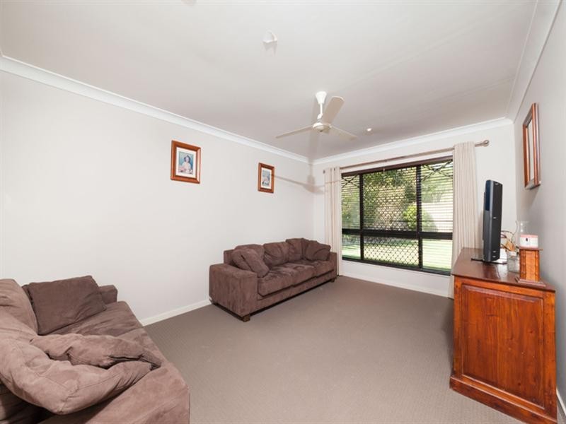 49 Timberlea Drive East, Bentley Park QLD 4869
