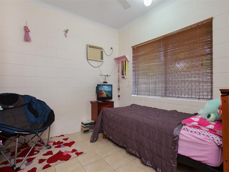 4 Fife Close, Mount Sheridan QLD 4868