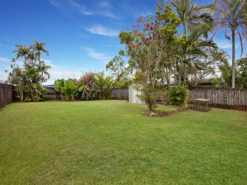 4 Fife Close, Mount Sheridan QLD 4868