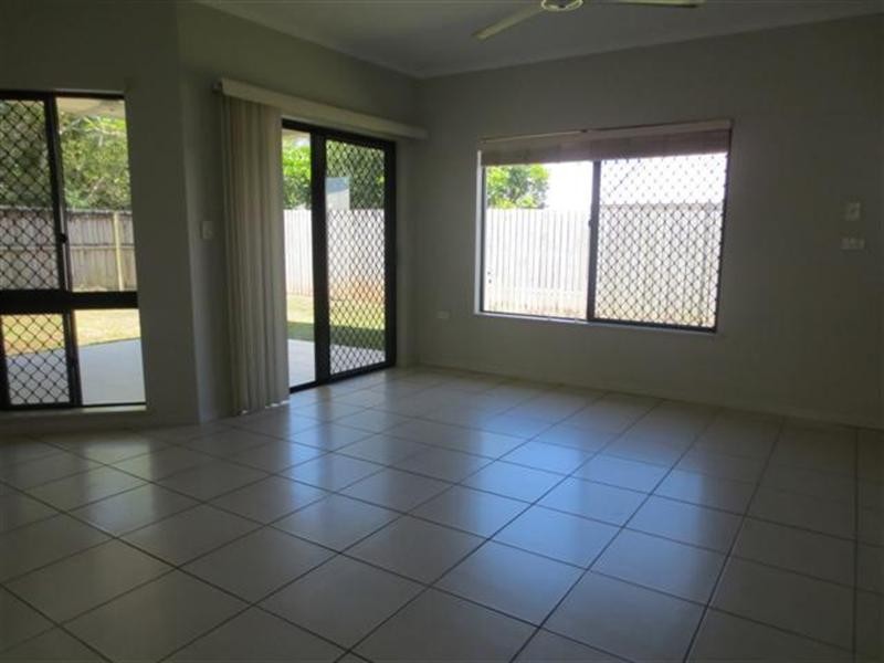 41 Timberlea Drive East, Bentley Park QLD 4869