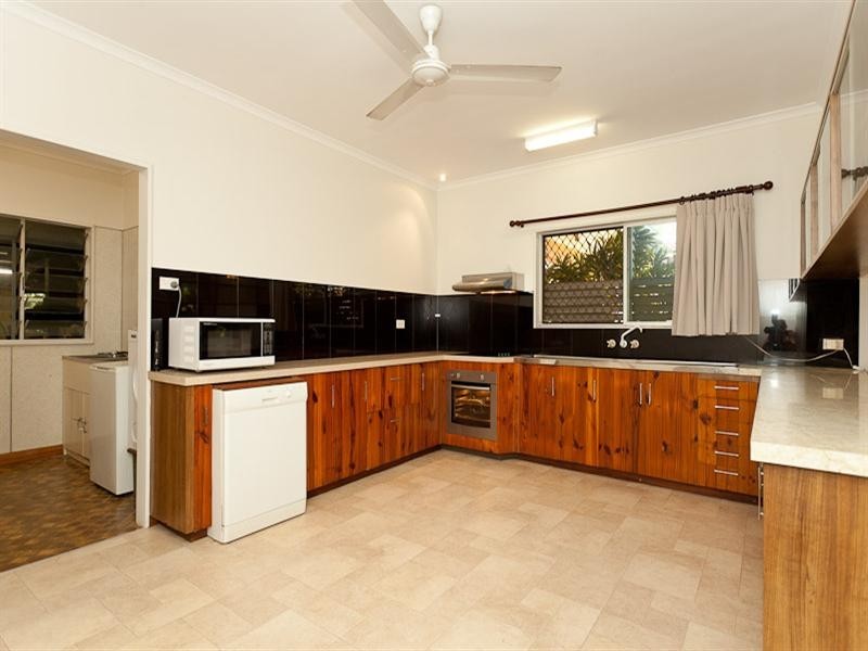 37 Prior Street, Edmonton QLD 4869