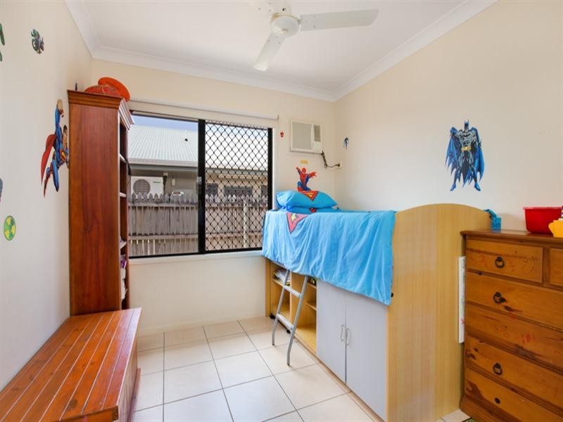 6 Laidley Close, Bentley Park QLD 4869