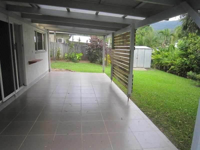 16 Blackbird Street, Bentley Park QLD 4869