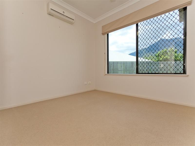 4 Turon Close, Bentley Park QLD 4869