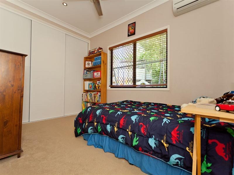 12 Pollock Close, Bentley Park QLD 4869