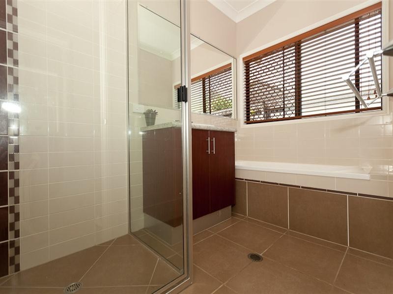 12 Pollock Close, Bentley Park QLD 4869