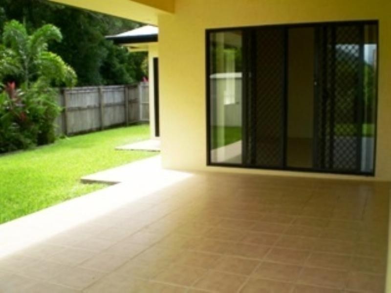 Bentley Park QLD 4869