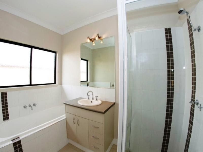 Bentley Park QLD 4869