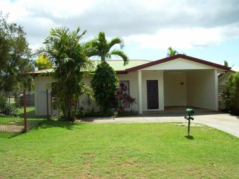 Bentley Park QLD 4869