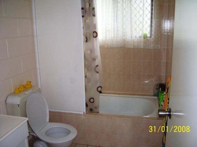 Bentley Park QLD 4869