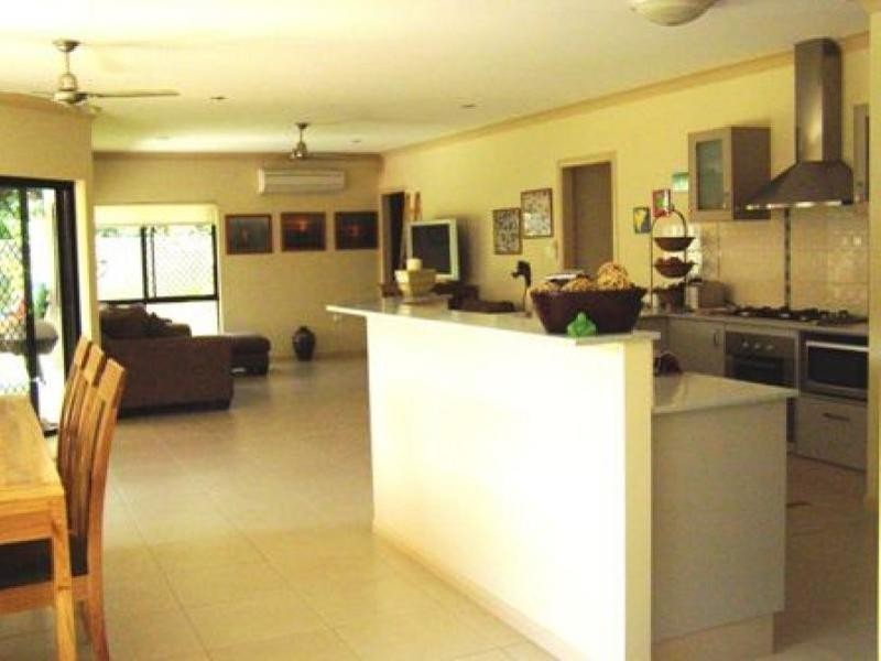 Bentley Park QLD 4869