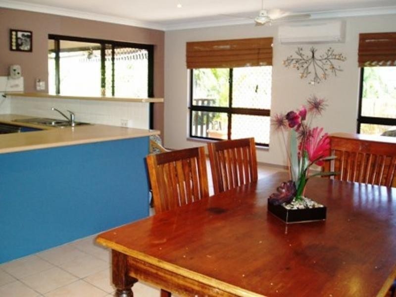 Bentley Park QLD 4869