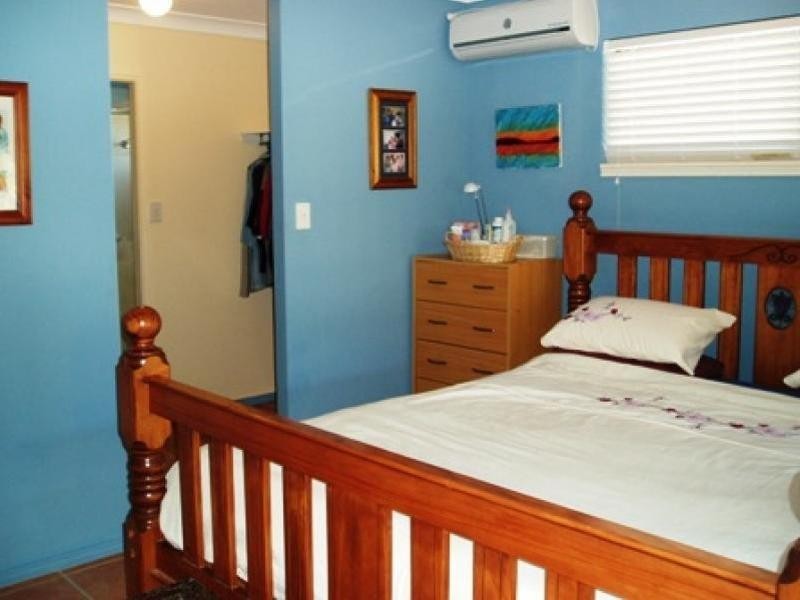 Bentley Park QLD 4869