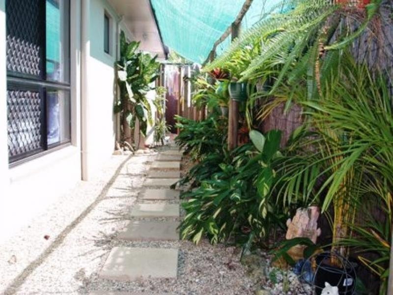 Bentley Park QLD 4869