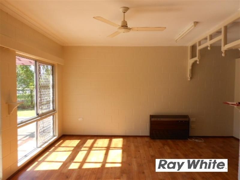 Bentley Park QLD 4869