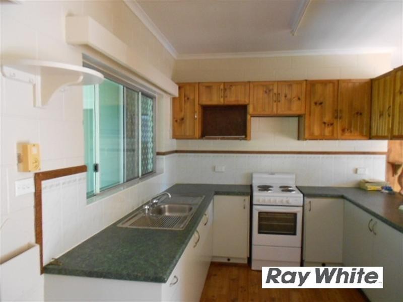 Bentley Park QLD 4869