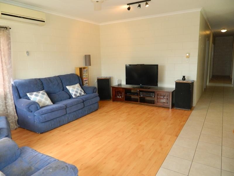 13 Royal Saxon Close, Mount Sheridan QLD 4868