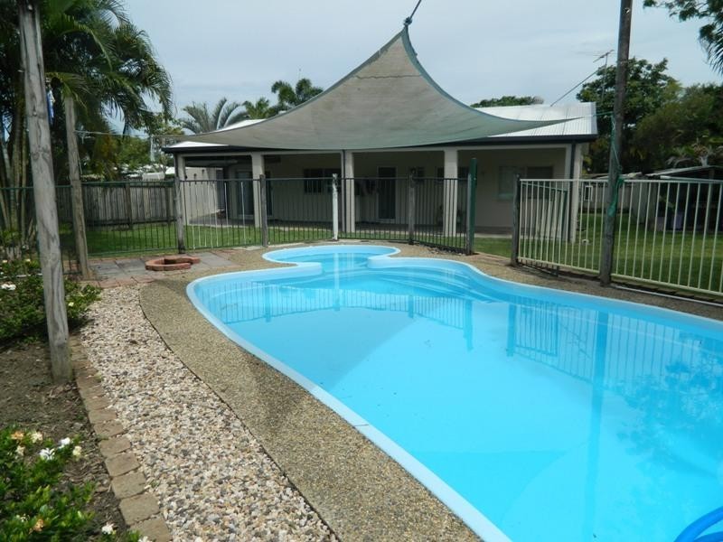 13 Royal Saxon Close, Mount Sheridan QLD 4868